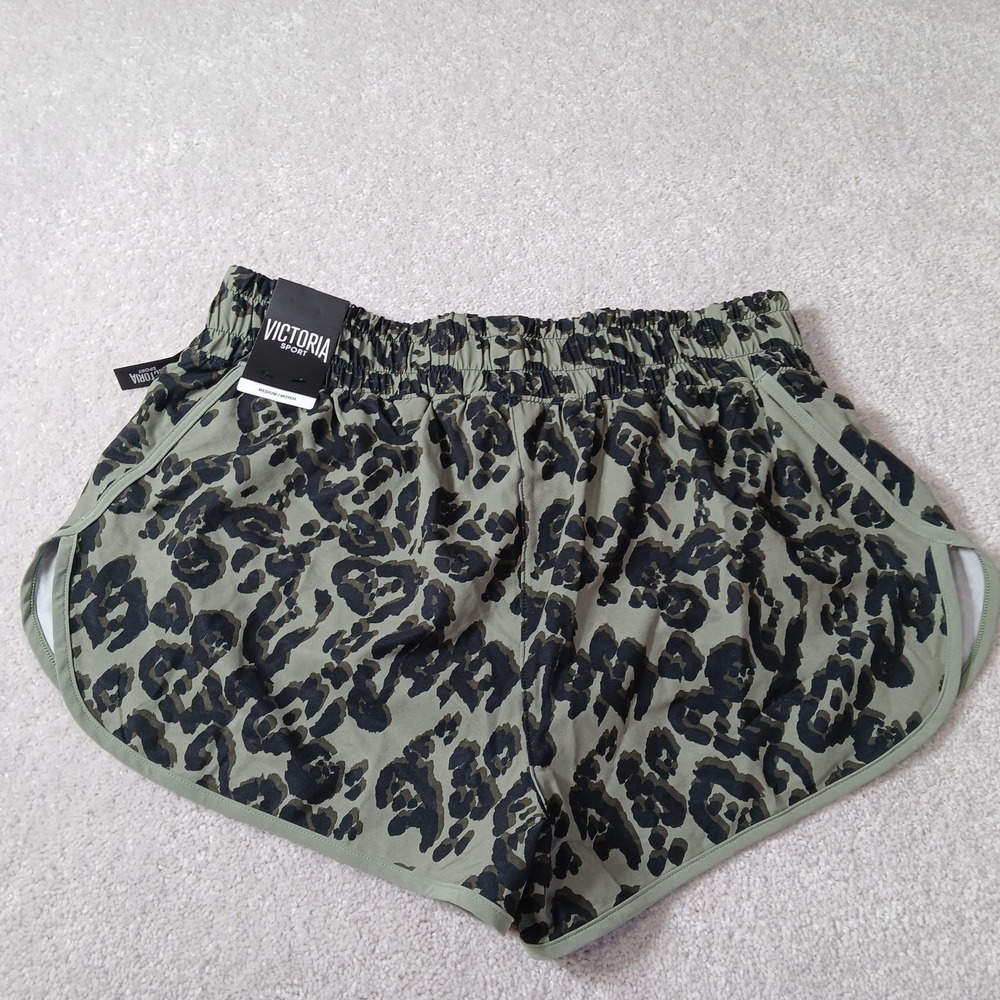 Victoria's Secret Sport Dark Green Cheetah Quick Dry Active Shorts Medium NWT - Picture 9 of 9